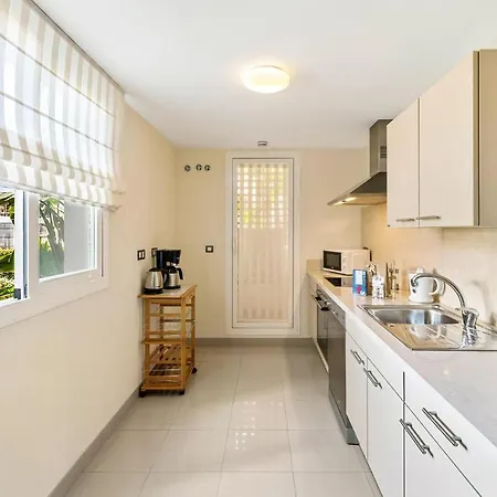 Apartment Amazing In Estepona